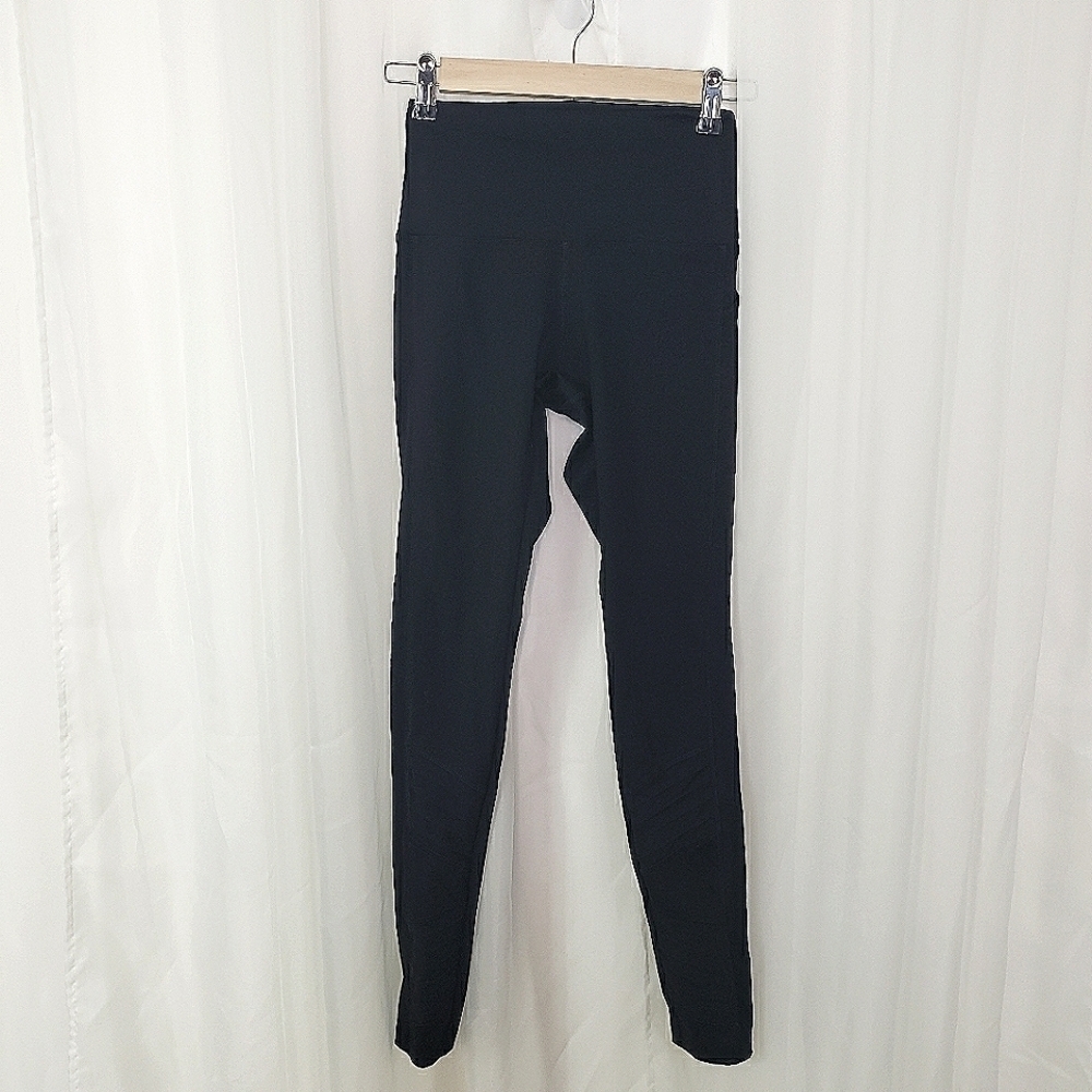 Victoria's Secret Pink Ultimate black leggings moto mesh leg high rise size XS